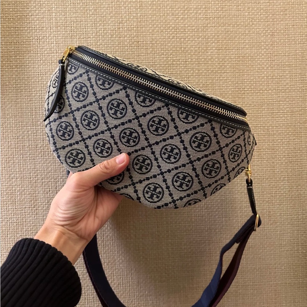 New Tory burch t monogram belt bag - Picture 2 of 6